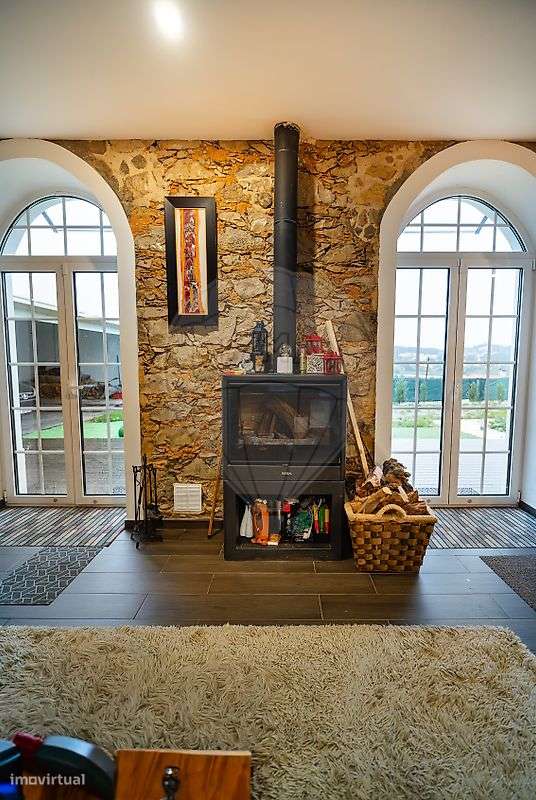 Moradia T5 para venda-25