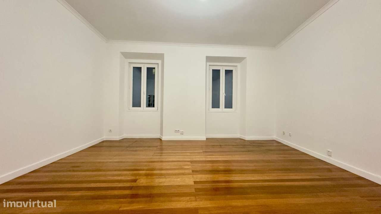 Apartamento T2 com varanda, Estrela, Lisboa - Grande imagem: 2/26