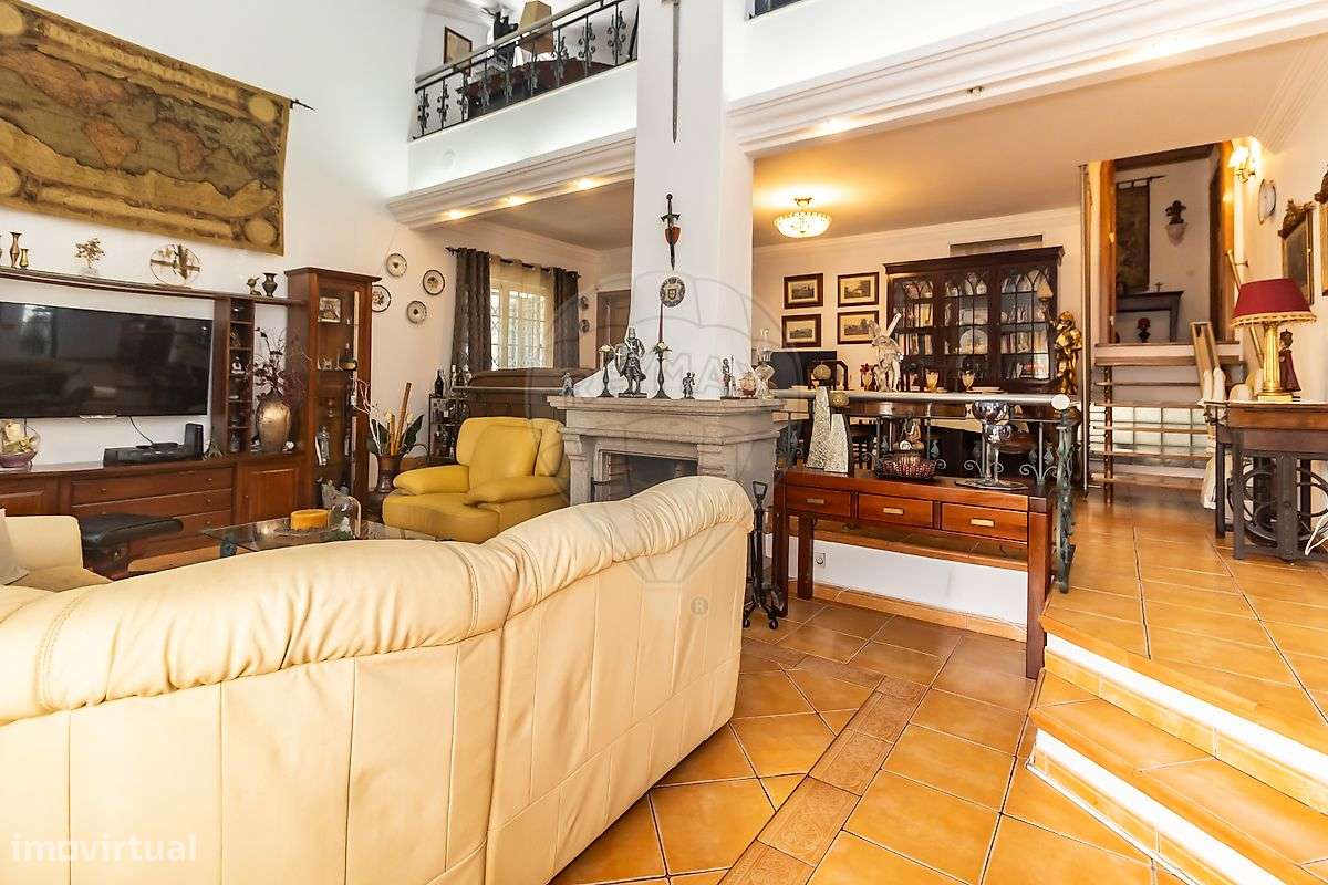 Moradia T4 para venda-10