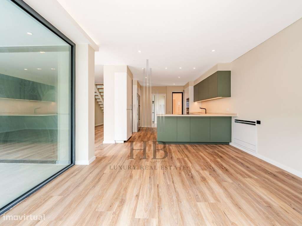 Moradia Luxo Com Piscina e Jardim | Colares |Sintra-40