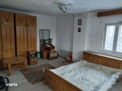 Casa batraneasca + beci, BEREVOIESTI -UNGURENI, teren 6.200mp - Imagine principală: 4/12