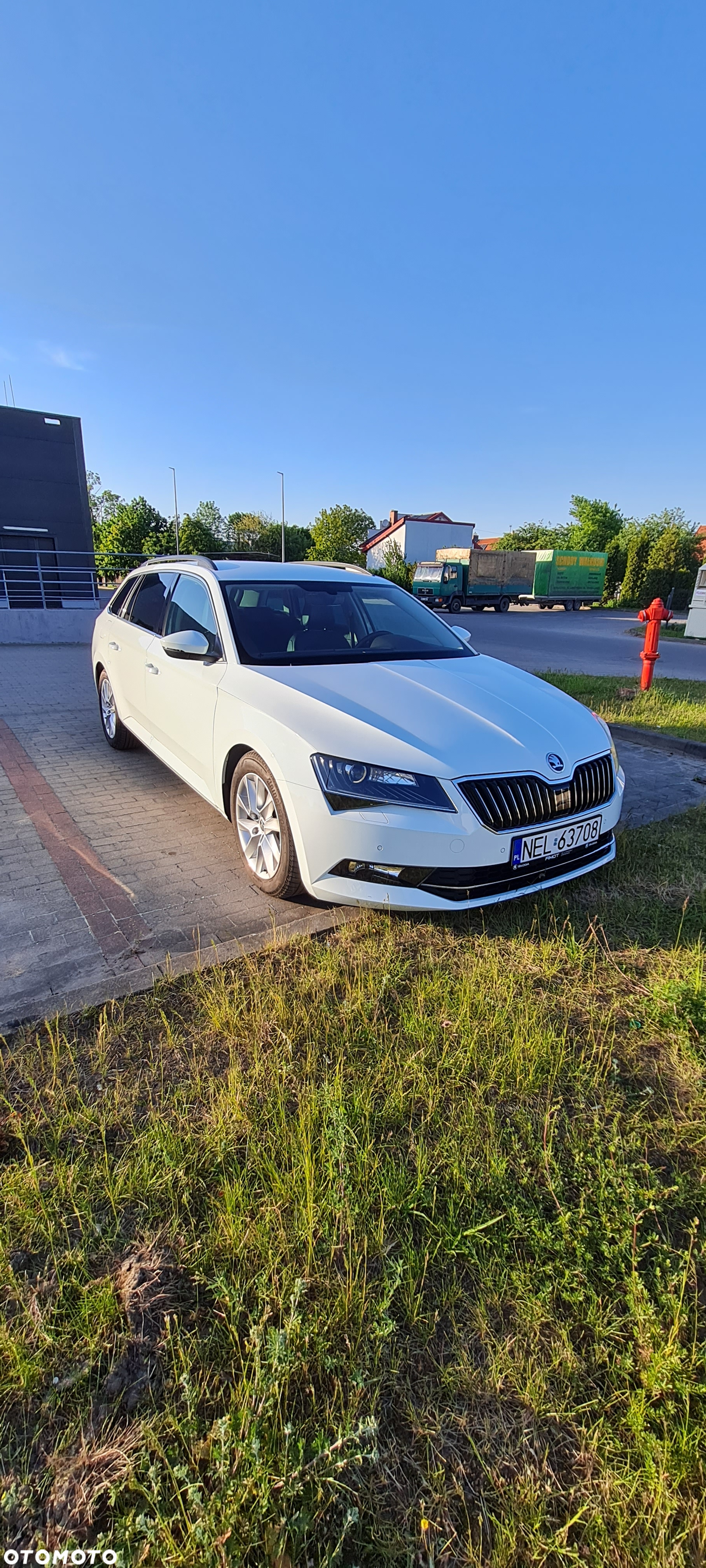 Skoda Superb Combi 1.8 TSI Ambition - 16