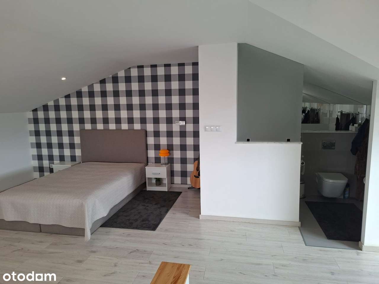 Nowoczesny, w pełni odnowiony dom z dużym garażem i ogrodem zimowym! - Pełny obrazek: 5/20