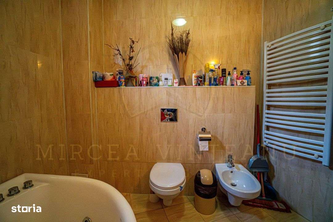 Casă Spațioasă în Palazu Mare / Elvila – Ideală pentru Două Familii!-9