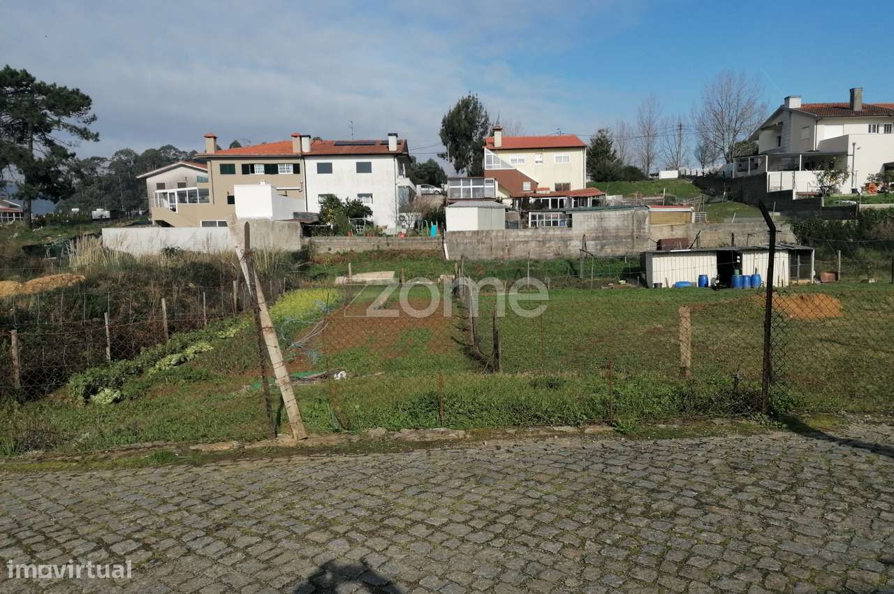 Terreno Urbano com 698 M2 em Alvarelhos, Trofa - Grande imagem: 3/16