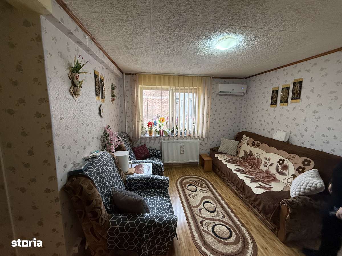 2.0 IMOBILIARE | DEVA GOJDU | 3 CAMERE | ETAJ 3 | 2 BAI | 66.000 € - Imagine principală: 3/8