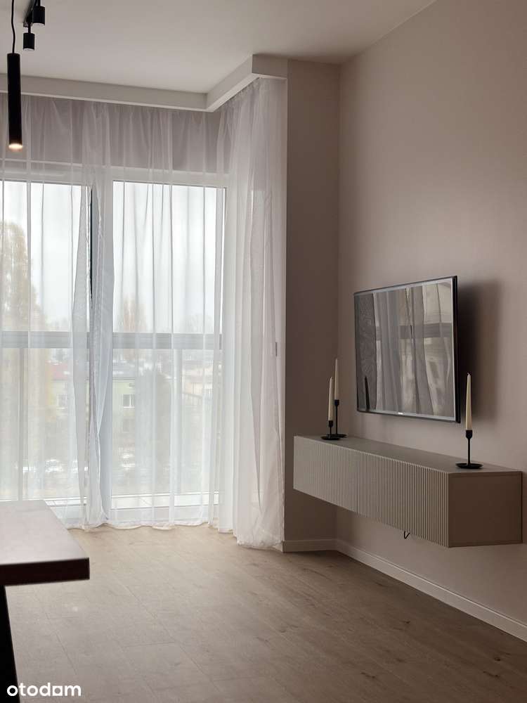 Nowe 2-pok. mieszkanie ze szklanym balkonem przy Bulwarach Praskich - Pełny obrazek: 4/9