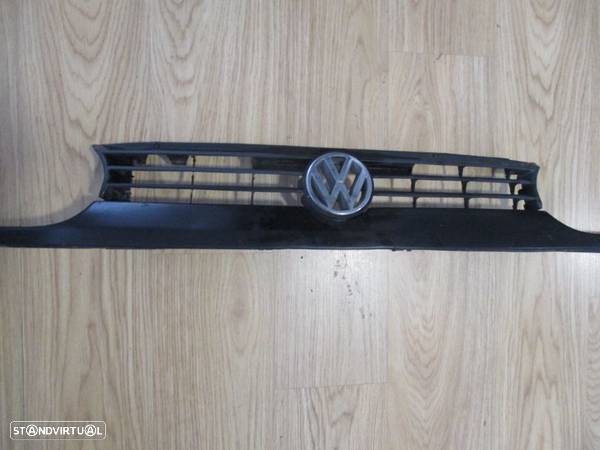 Grelha Frontal Simbolo VW Volkswagen Golf 3 - 3