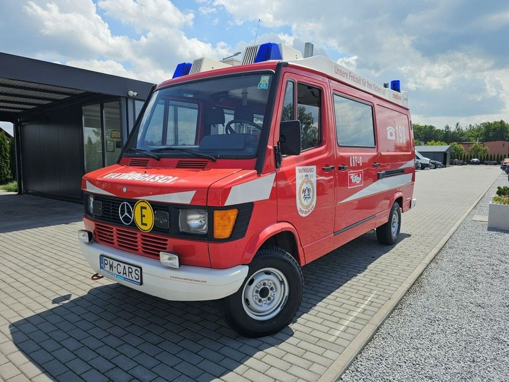 Mercedes-benz 310 1993