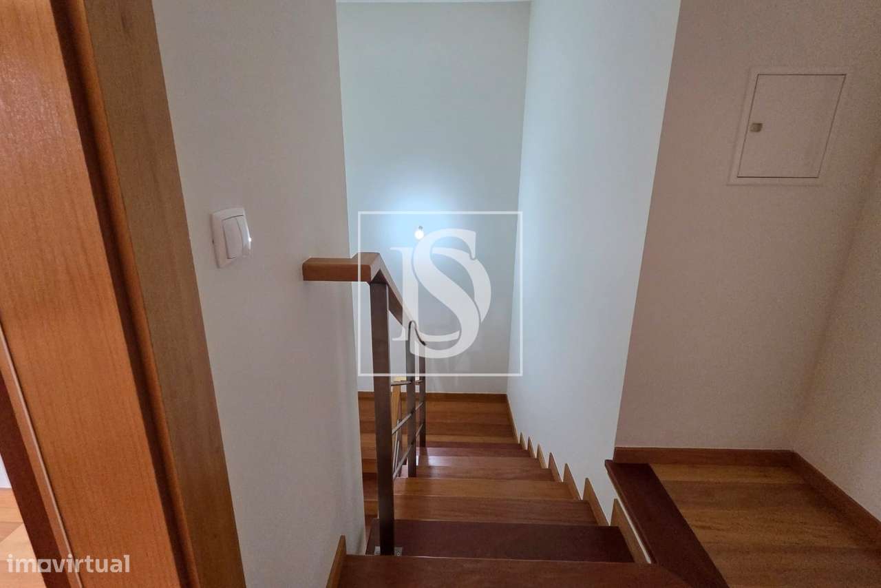 Apartamento T2 Duplex em Tondela-15
