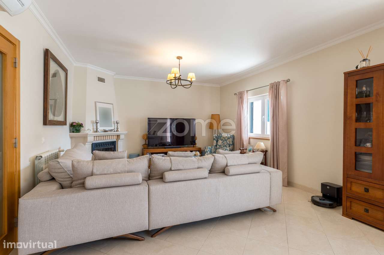 Moradia T4+1, com piscina-21