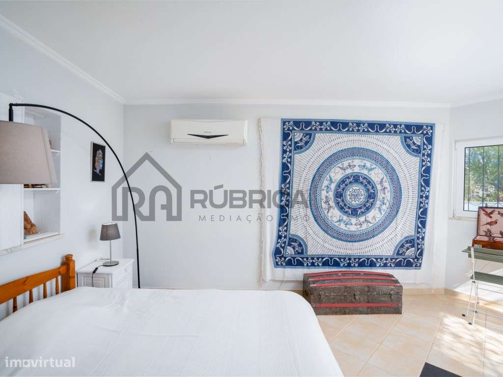 Moradia térrea de 3 quartos e piscina-39