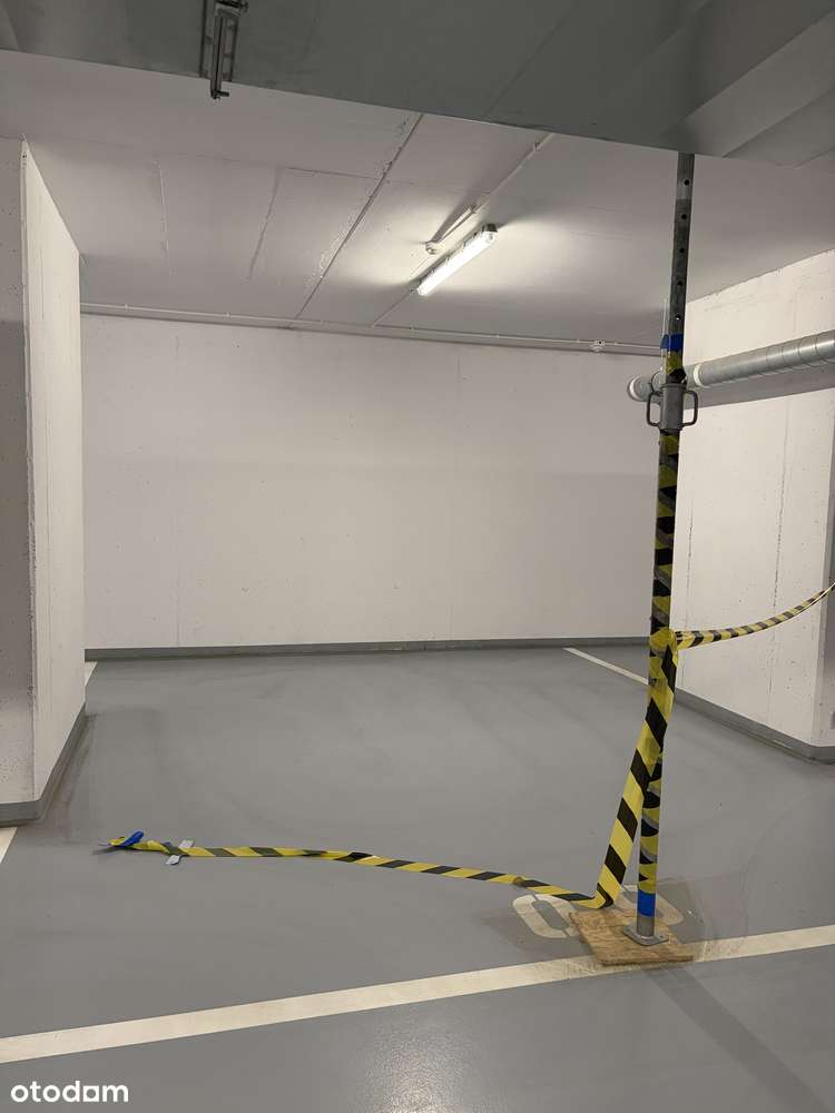 Miejsce Postojowe w Garażu Podziemnym przy ul. Centralnej - Pełny obrazek: 2/8
