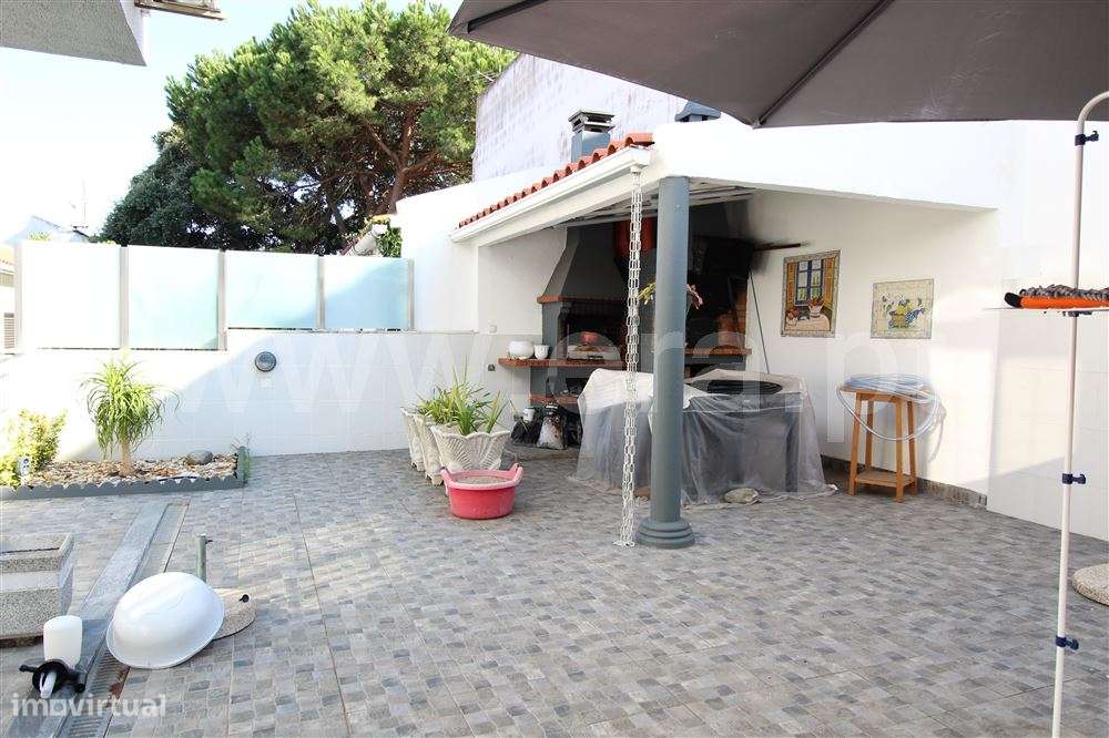 Moradia Geminada T3, Venda-6