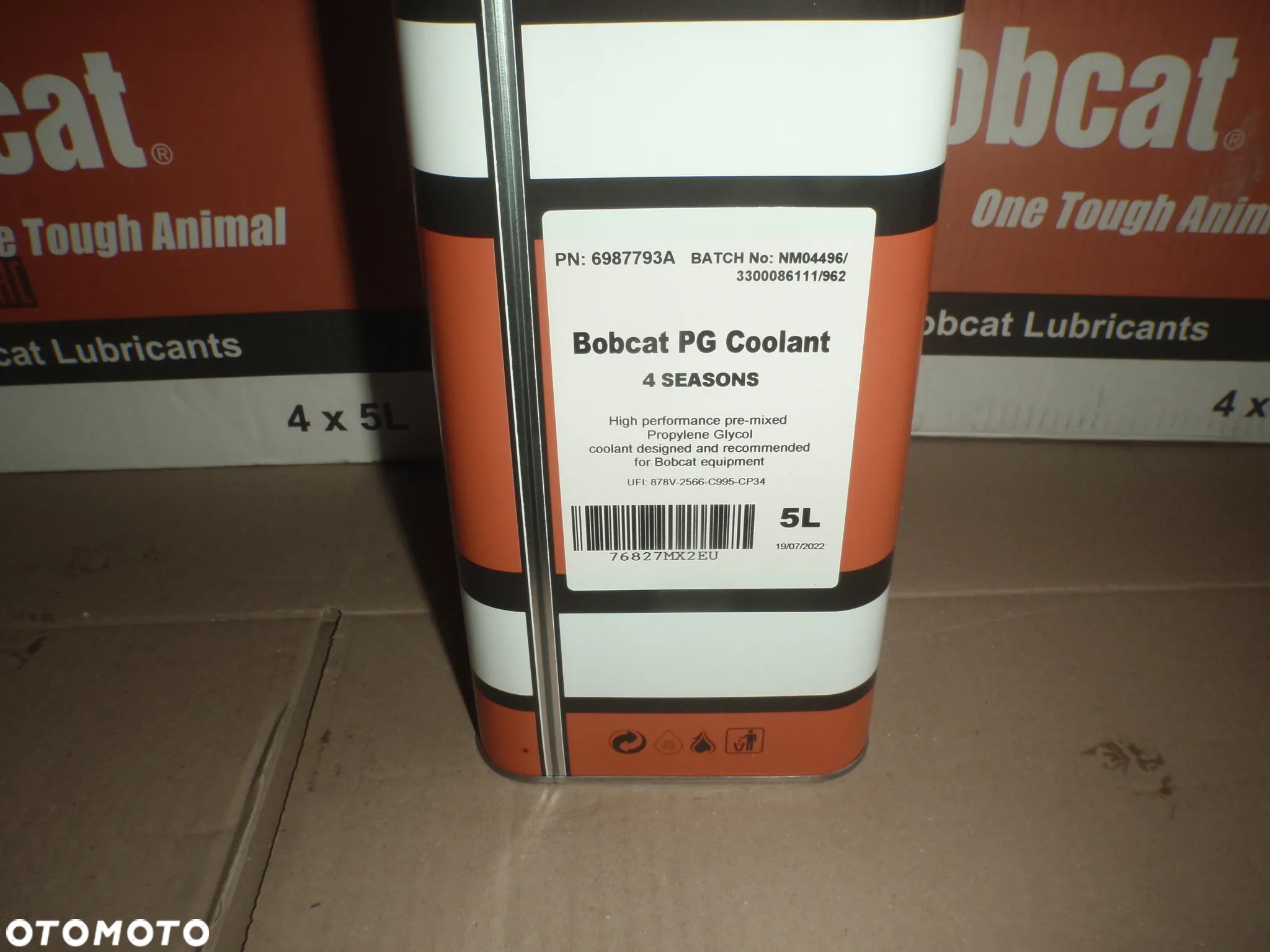 Płyn chłodniczy chłodzący chłodnicy Cat Jcb Case Bobcat Catepilar New Holland Massey Ferguson John Deere Bobcat Coolant glikol 6987793A oryginal - 1