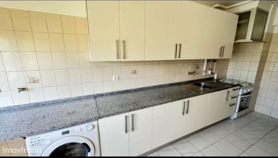 T2 à venda em Mem Martins, atualmente Ocupado, não permite visitas - Grande imagem: 4/7