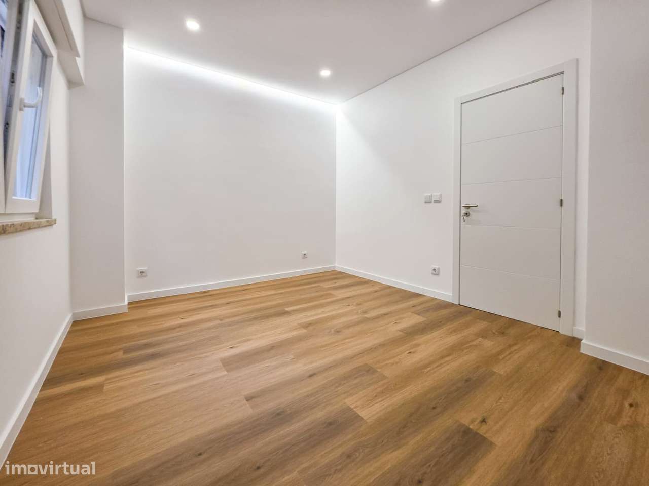 Apartamento Renovado no Bairro do Liceu em Setúbal-32