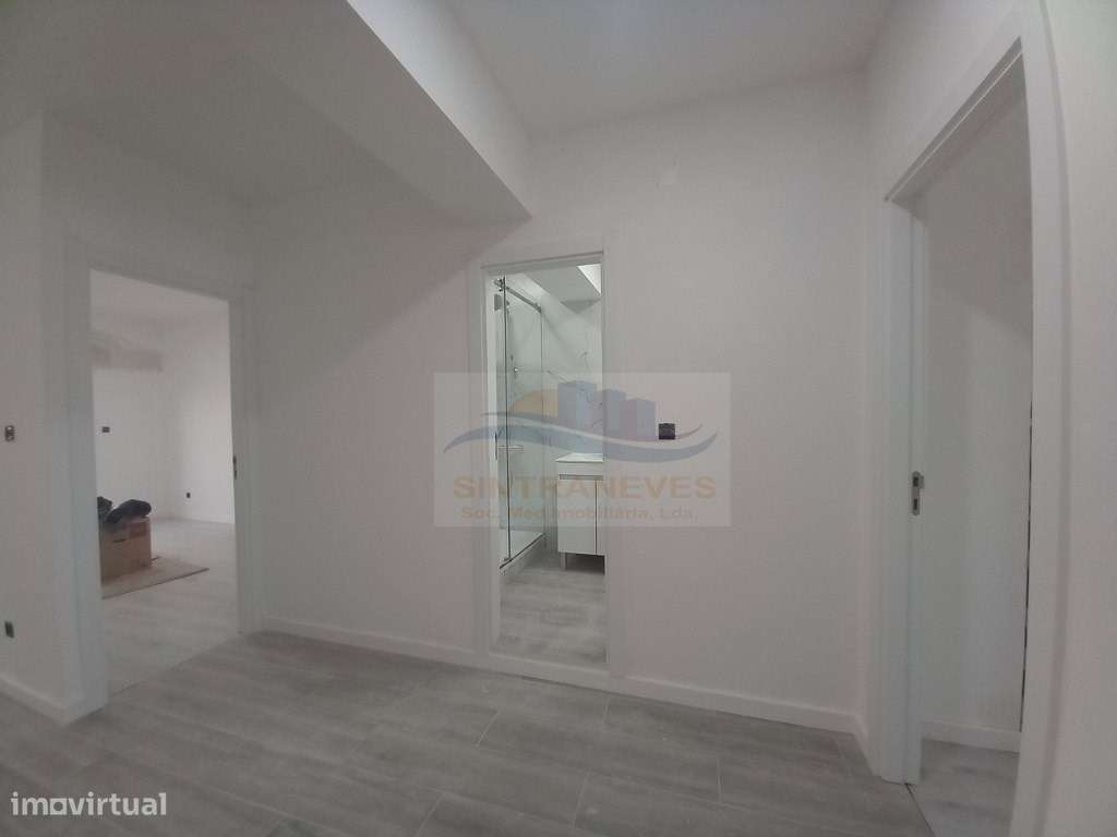 Fantástico T3 Dúplex, totalmente remodelado com Garagem a 300m da P...-8