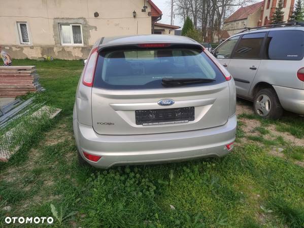 Ford Focus 1.6 Trend - 5