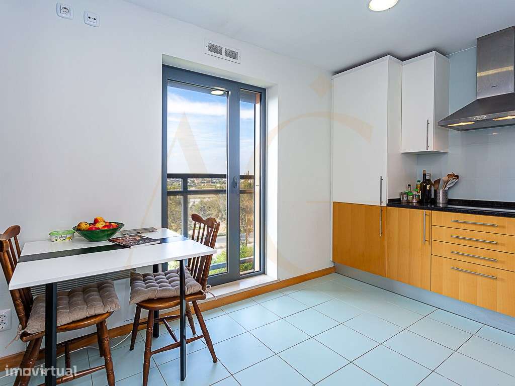 Apartamento T3 em Olhão com vistas incríveis e piscina comum-13