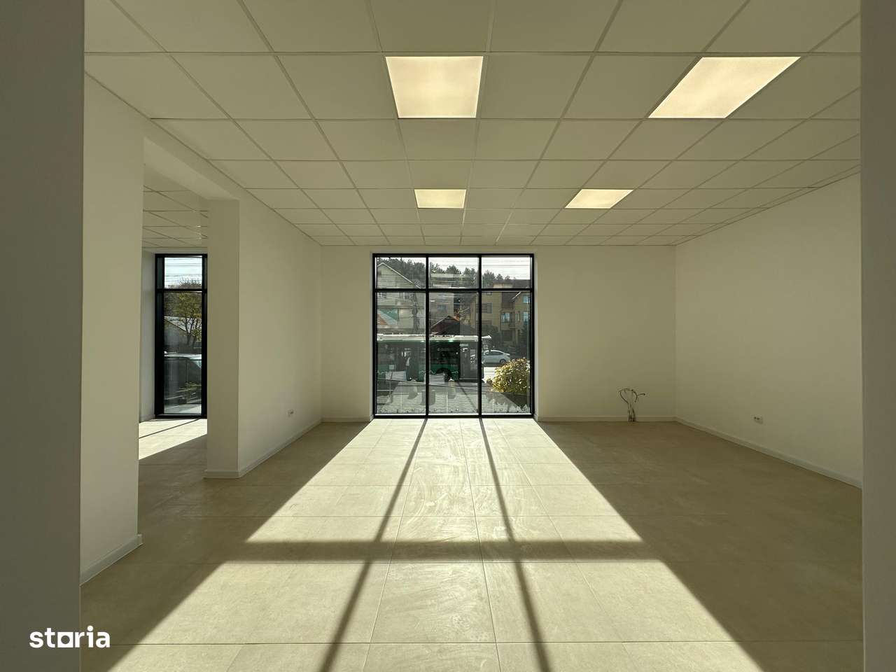 Spatiu 420mp, bd. Poitiers-5