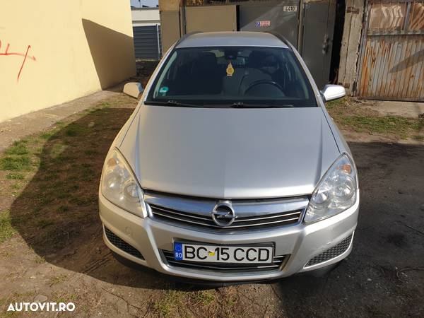 Opel Astra 1.3 CDTI Elegance - 1