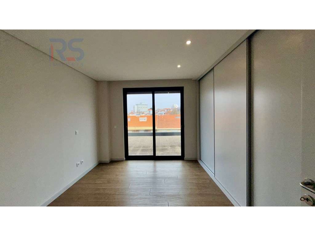 T4 último piso Boavista Porto-13