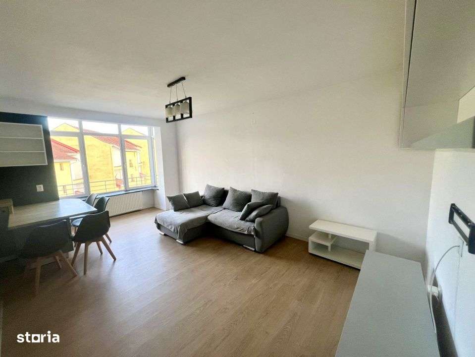 Apartament spatios 3 camere, zona Eroilor - Imagine principală: 2/8