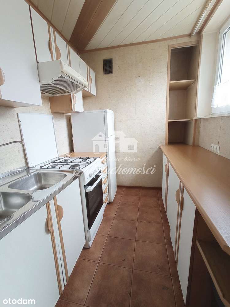 Mieszkanie blisko parku. Przestronne pokoje.-0