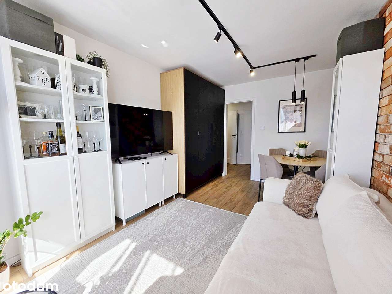 Całe nowe. Świetna aranżacja. Extra kuchnia. I piętro. Balkon.-8