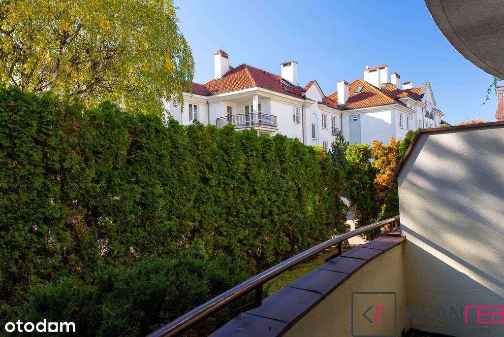 Klimatyczne mieszkanie 2 pok., loggia, Lechicka-17