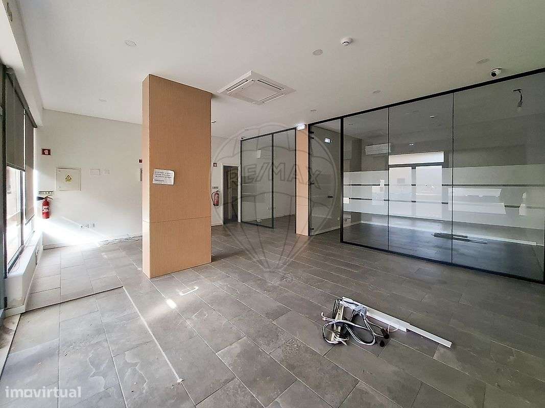 Loja  para arrendamento - Grande imagem: 4/11