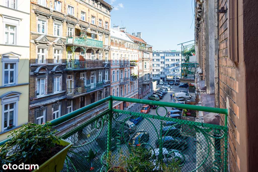 Ponad 3m wysokości mieszkania z duszą! Kominek, balkon,piwnica|Centrum-5