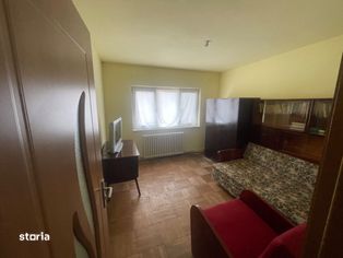 Apartament 2 camere,Zona centrala(Str Avram Iancu),decomandat