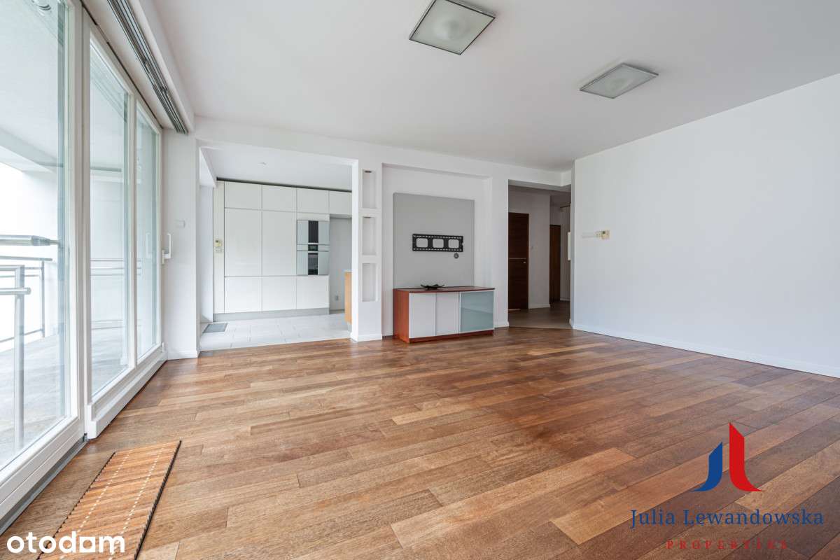 Rodzinne mieszkanie blisko lasu i centrum Gdyni-1