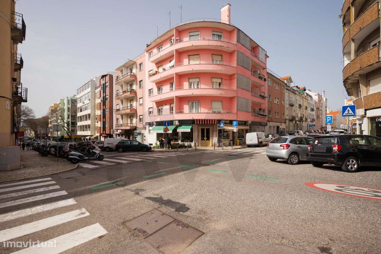 T1 pronto a habitar com estacionamento no centro de Campo de Ourique-30