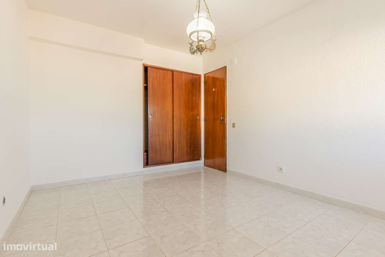 Apartamento T3 em Sesimbra com vista Mar-14