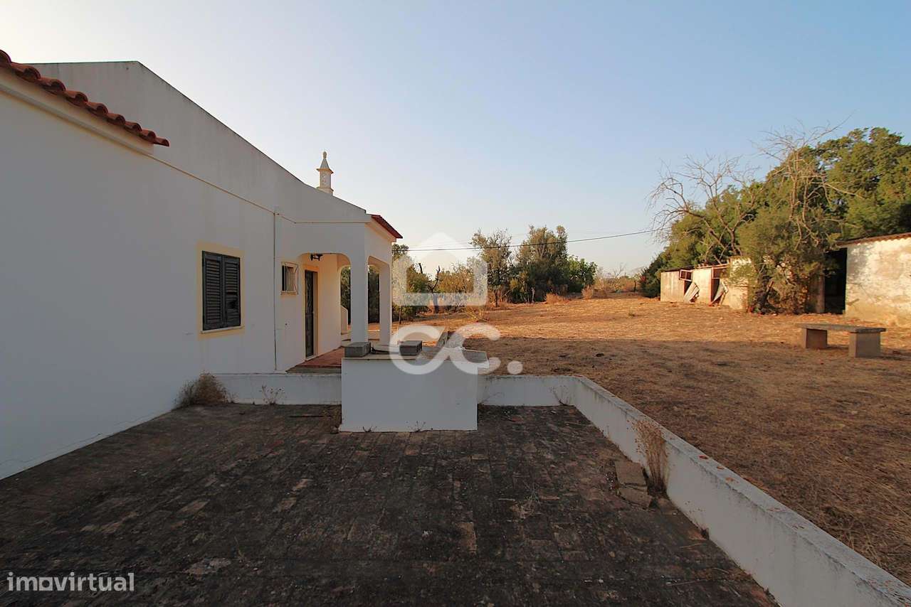 Viva o encanto do Algarve na sua própria quintinha a 8 min. das praias-24