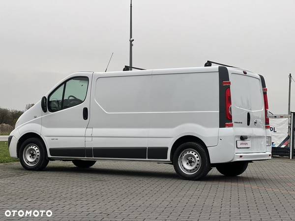 Nissan primaster - 7