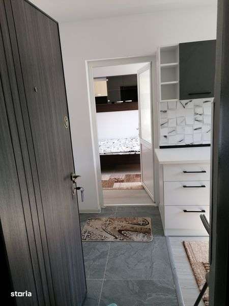 De inchiriat garsoniera - Imagine principală: 4/8