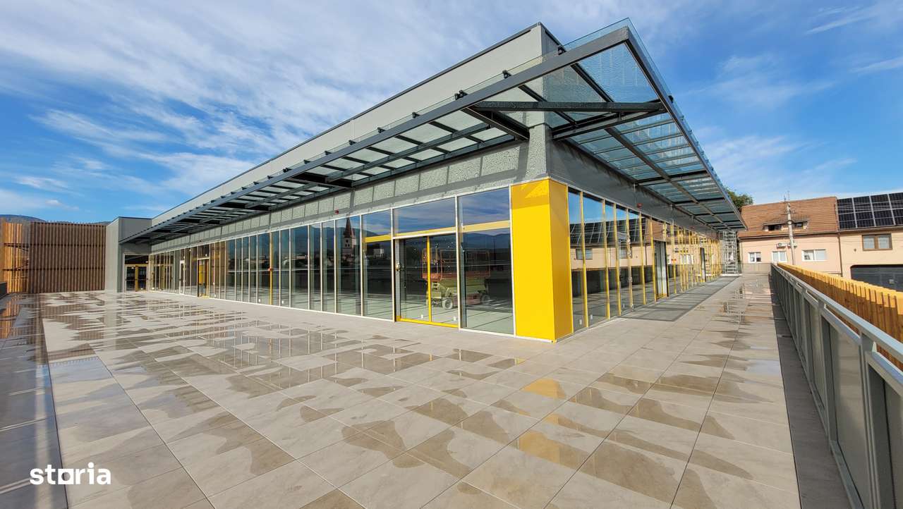 Spatiu evenimente/restaurant de inchiriat Zacaria Retail Center - Imagine principală: 2/16