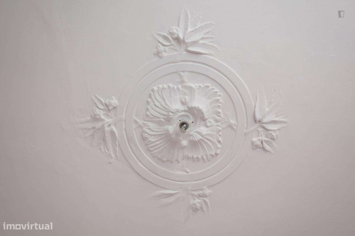 Quarto - localizado em Baixa Coimbra - Grande imagem: 5/13