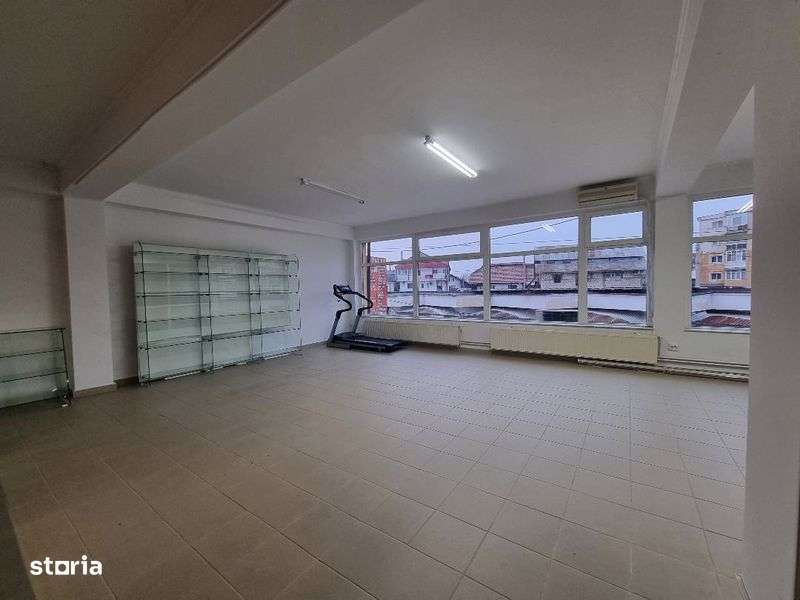 Spatii comerciale 40mp - 70mp – Targu Jiu, Zona Piata Mica - Imagine principală: 4/4