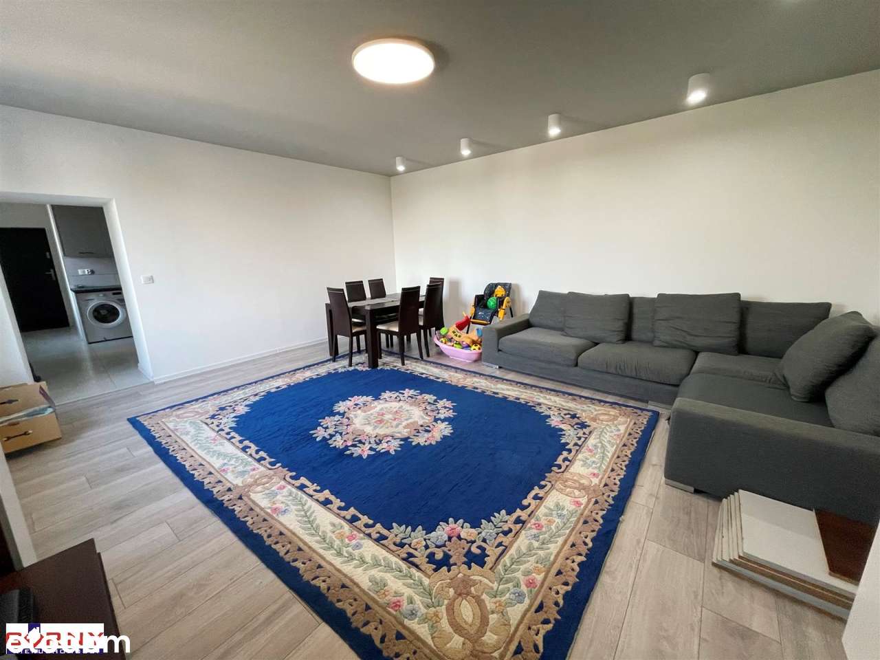 Do wynajęcia duże mieszkanie w kamienicy -Piotrkó - Pełny obrazek: 3/13