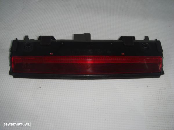 Farolim Stop Tampa Mala Centro Alfa Romeo 147 (937_) - 1