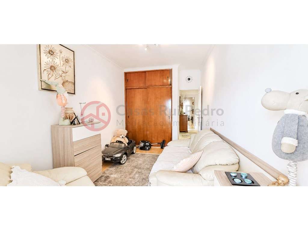 Apartamento T2 Remodelado em 2015 com Excelentes Áreas e Localizaçã...-20