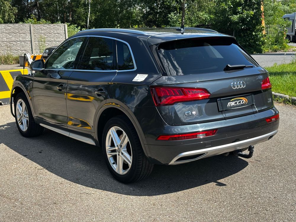 Audi Q5 FY (2017-2024) 2018