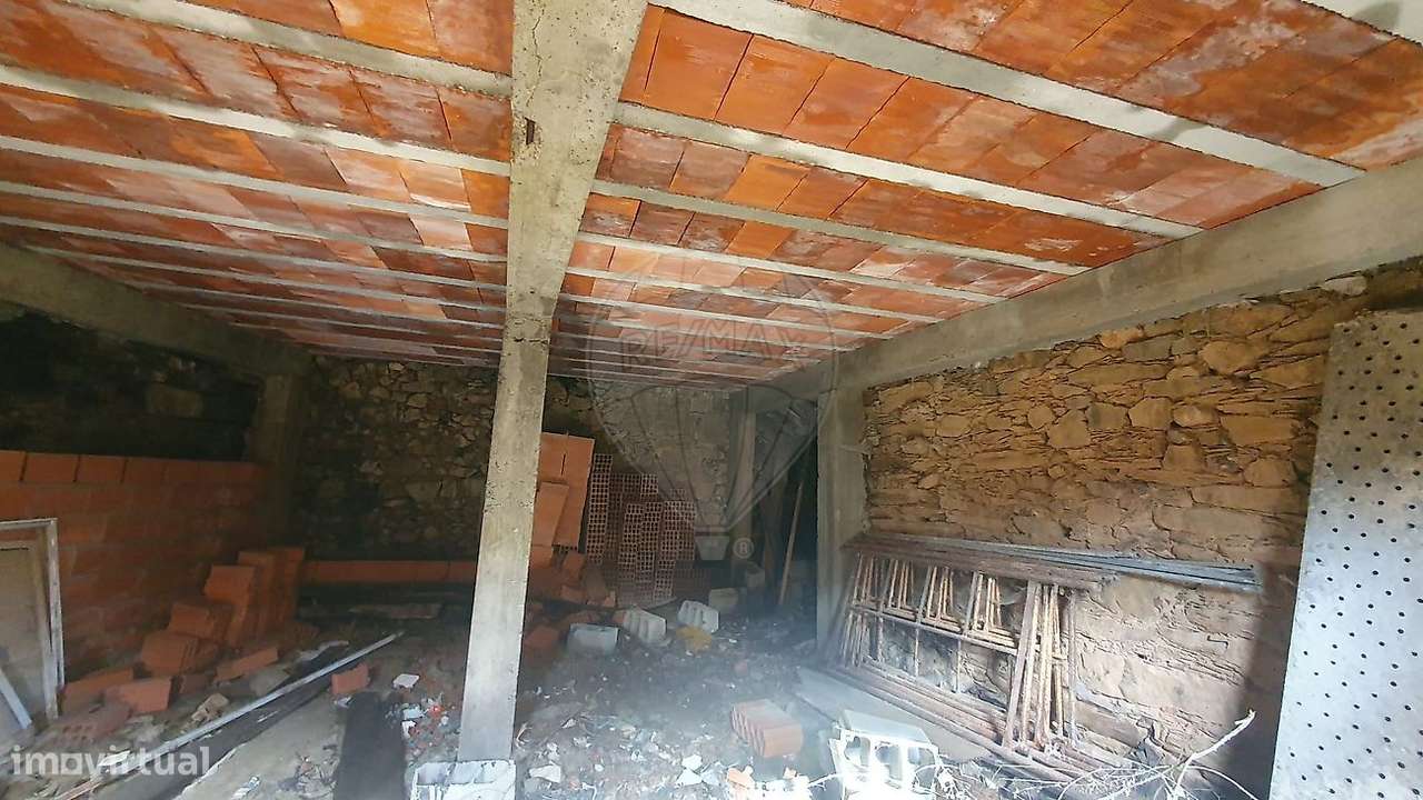 Moradia T2 para venda - Grande imagem: 4/9