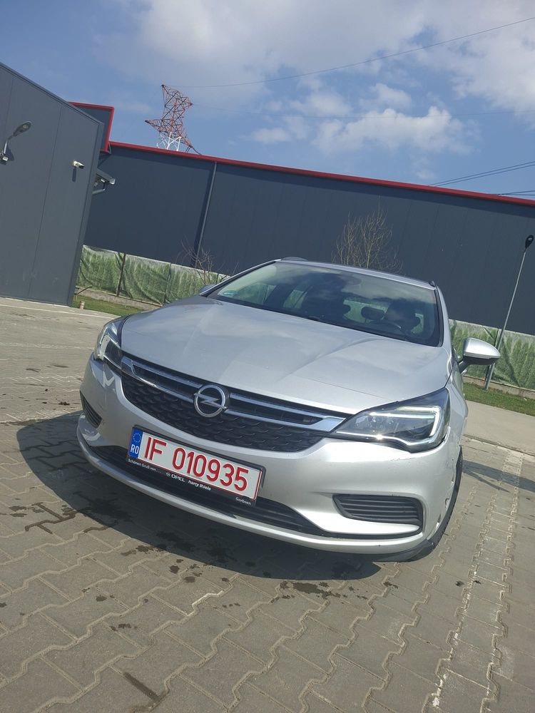 Opel Astra K [2015 - 2021] 1.6 D (CDTI) Business 2018