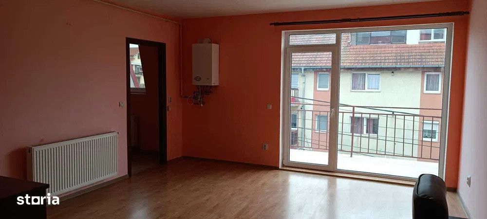 Apartament 2 camere!